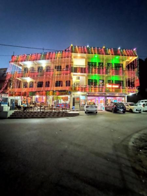 ADB ROOMS Hills View Hotel & Restaurant, Pithoragarh